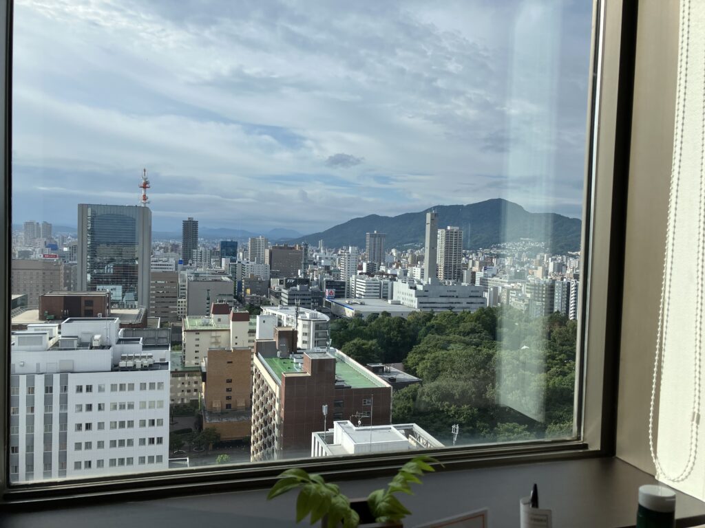 札幌京王プラザホテル、朝食会場　都会・田舎アキラ美味いもん放浪記