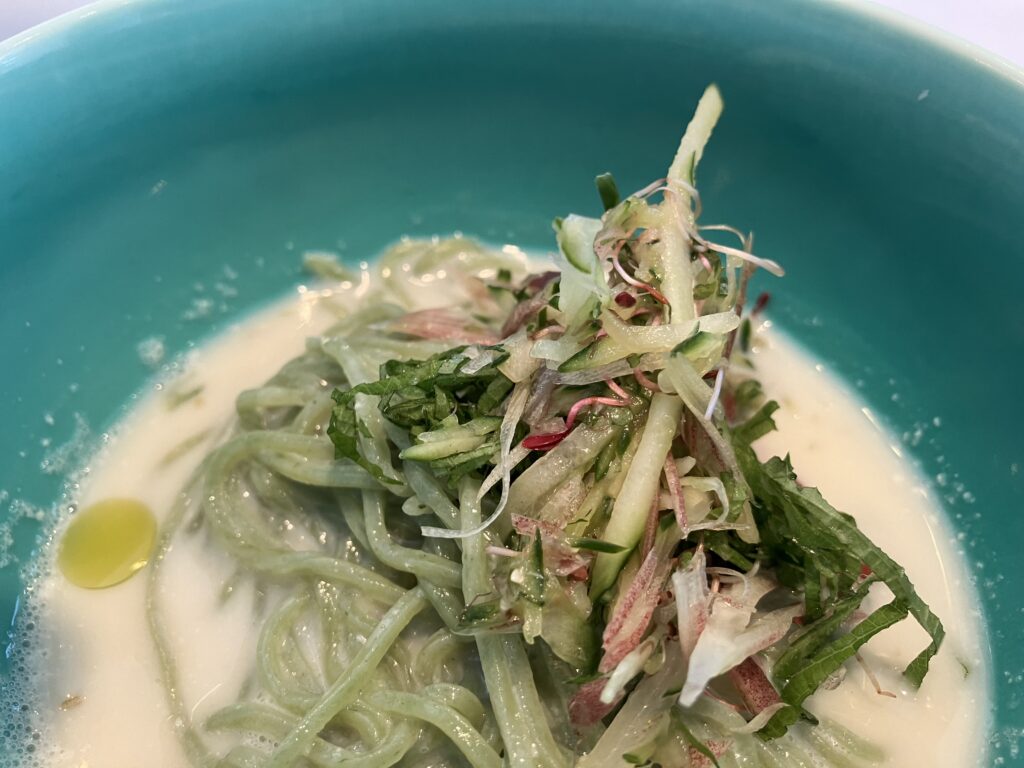 豆乳冷麺　都会・田舎アキラ美味いもん放浪記